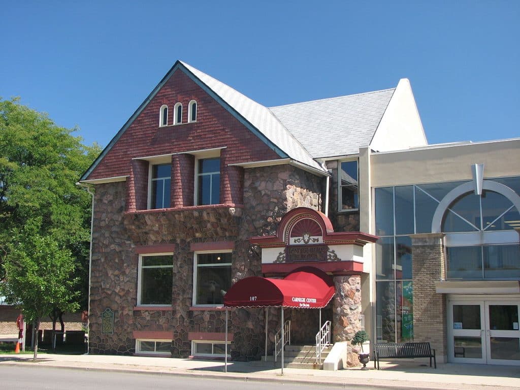 Three Rivers Mayor Lowry Blasts Carnegie Center Director, Board ...